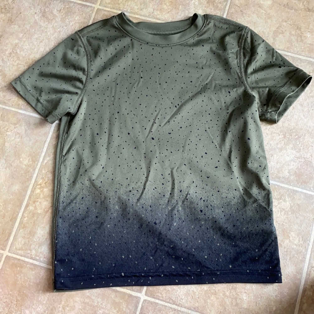 Boys small old navy shirt